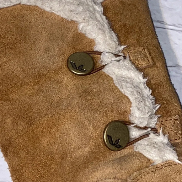 Girls Koolaburra by UGG Boots size 13 - Picture 2 of 8